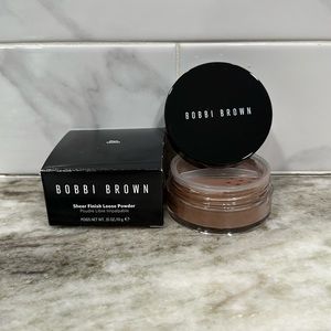 BNIB Bobbi Brown Sheer Finish Loose Powder - Warm Chestnut